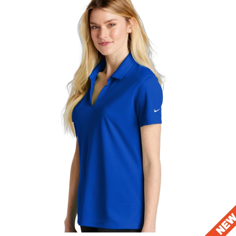 Nike women’s Golf shirt